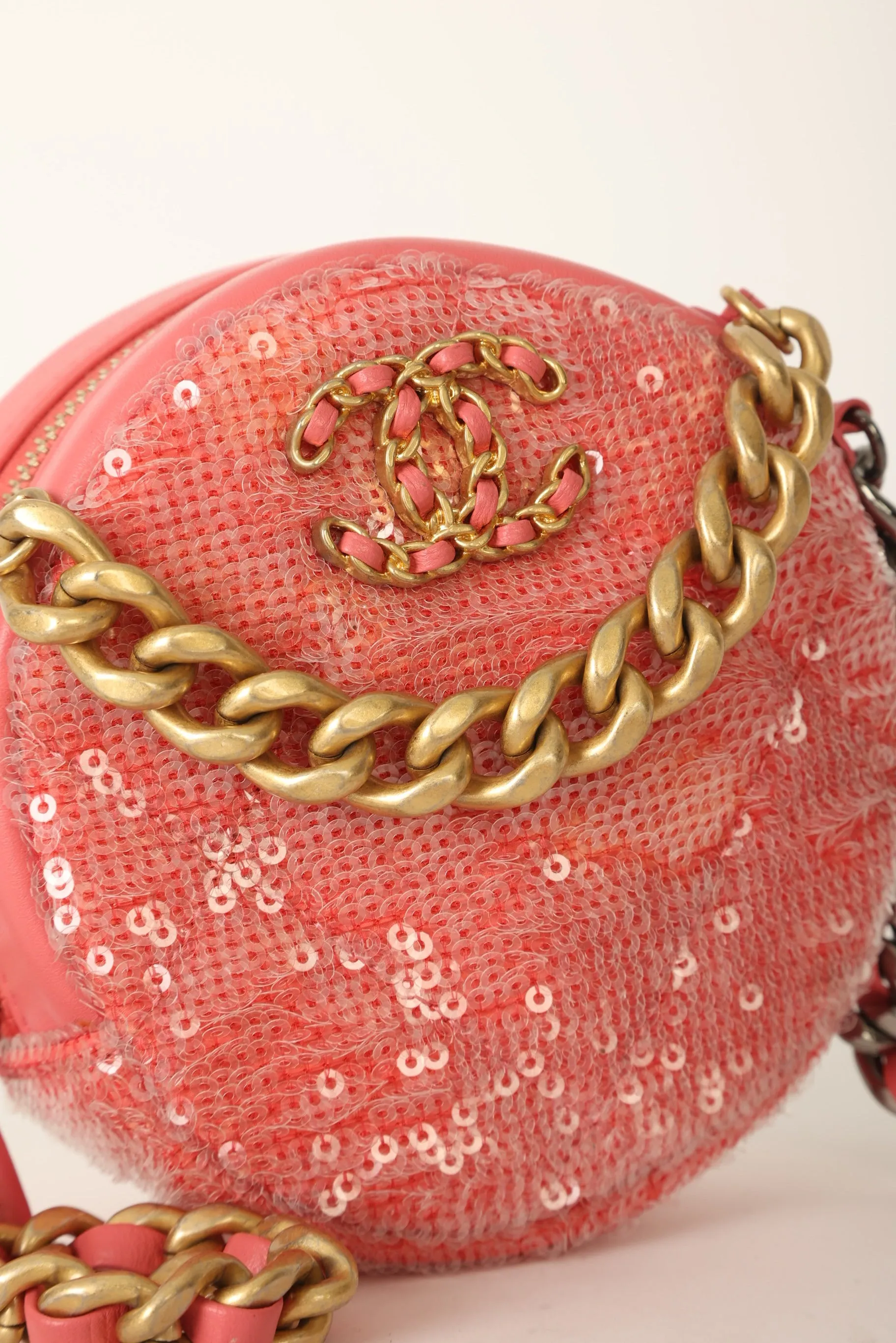 Chanel 19 Sequin Round Crossbody