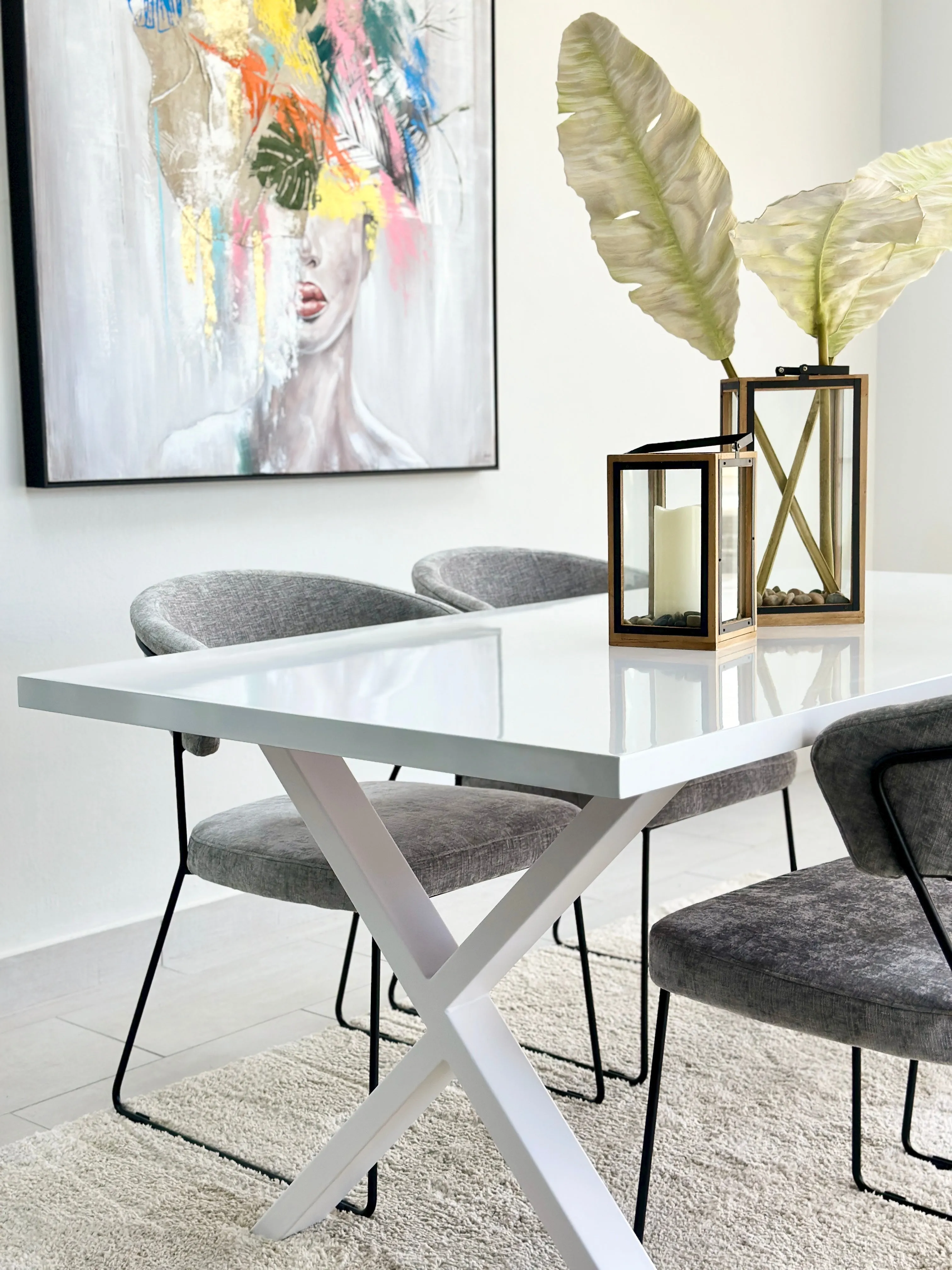 Criss Cross White Top White Legs Dining Table Set