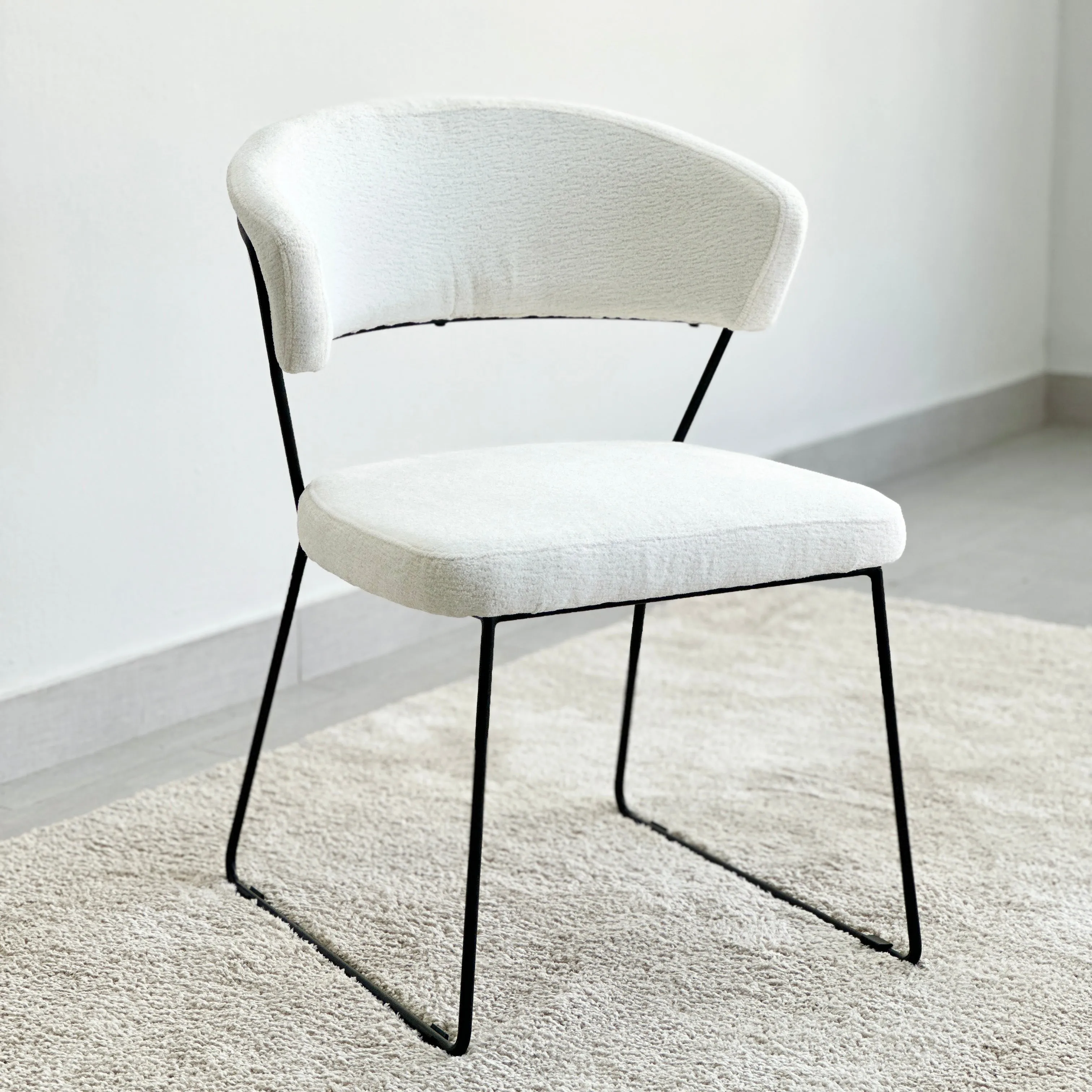 Criss Cross White Top White Legs Dining Table Set