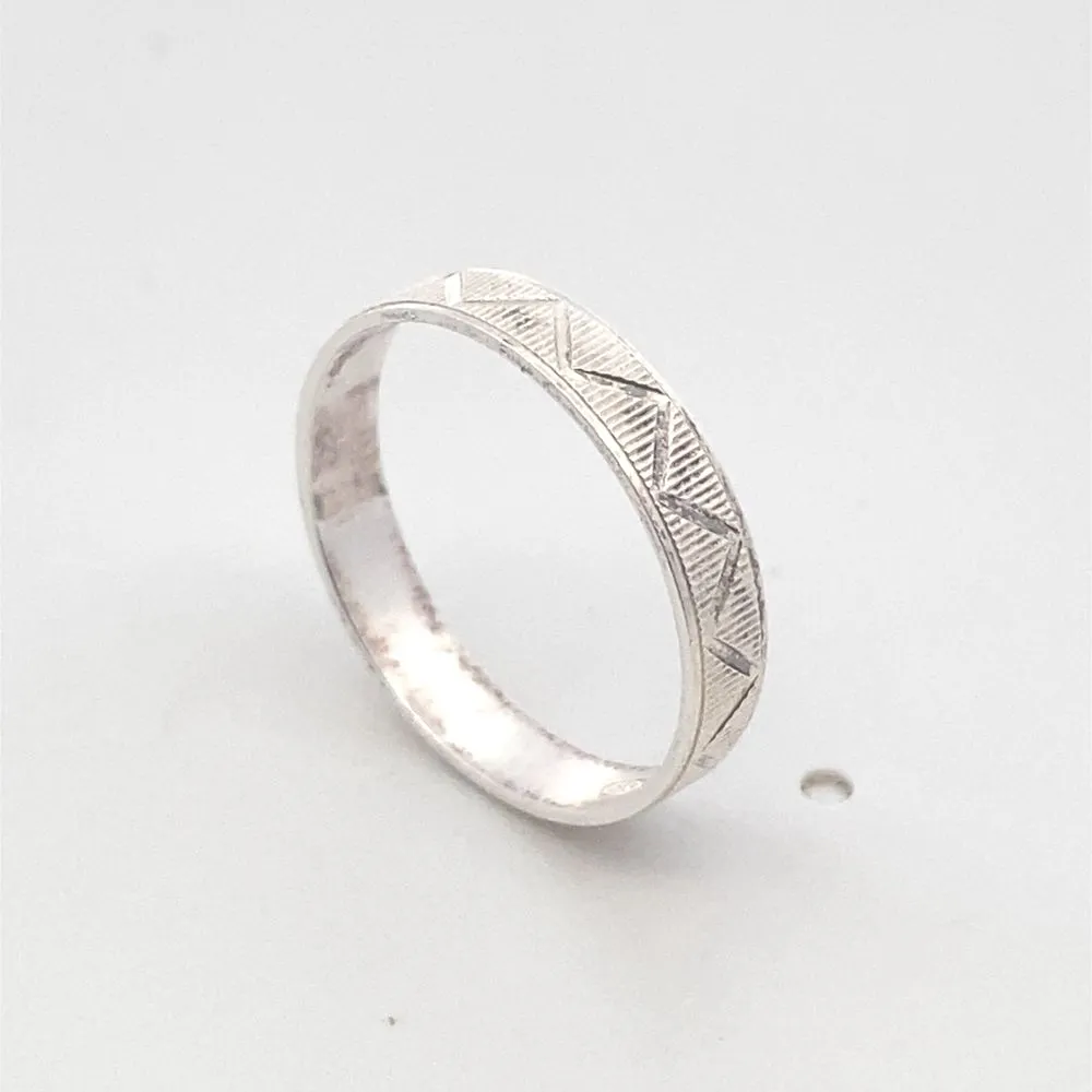 Eden 925 Sterling Silver Wedding Band Ring