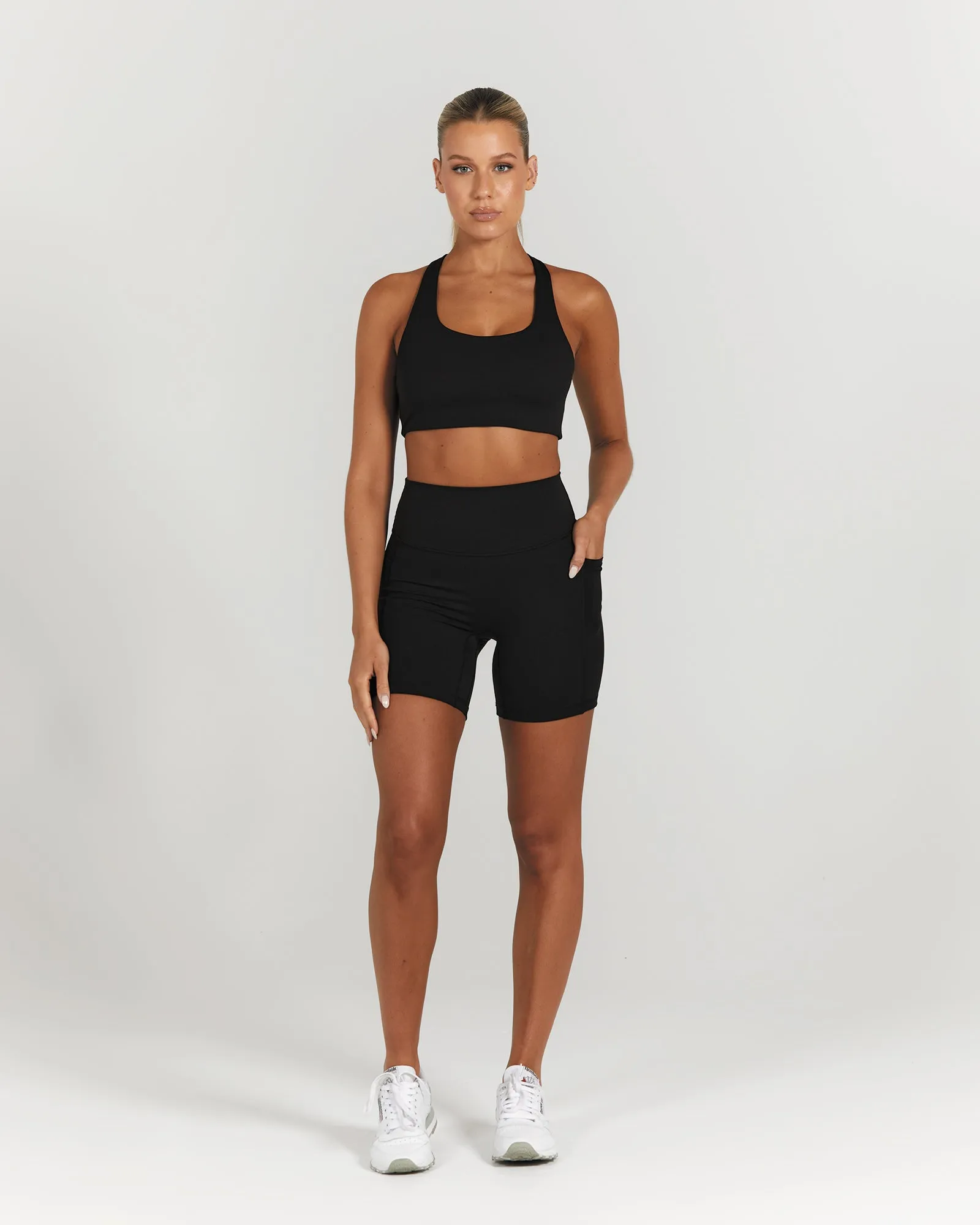 MOTION POCKET SHORTS 6" - BLACK