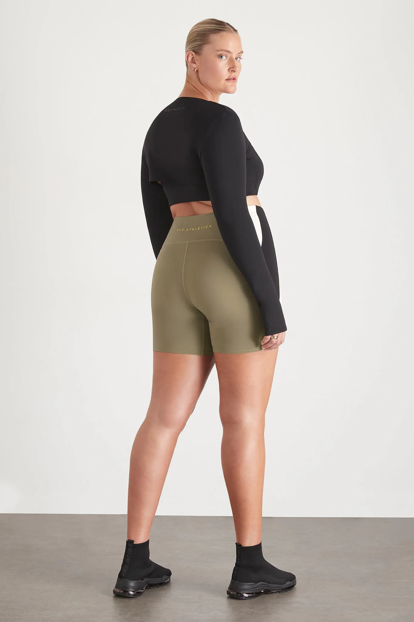 Panelled Bike Short 615
