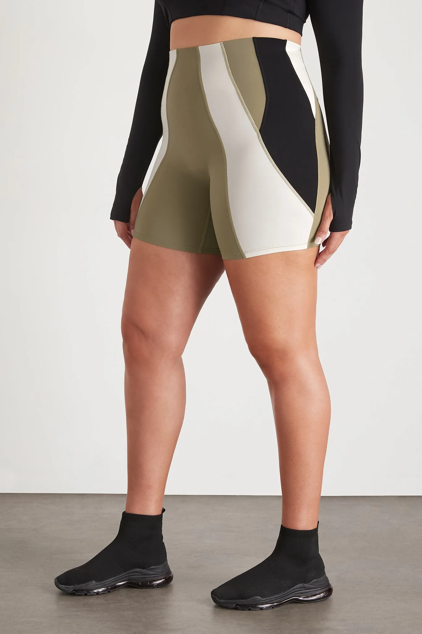 Panelled Bike Short 615