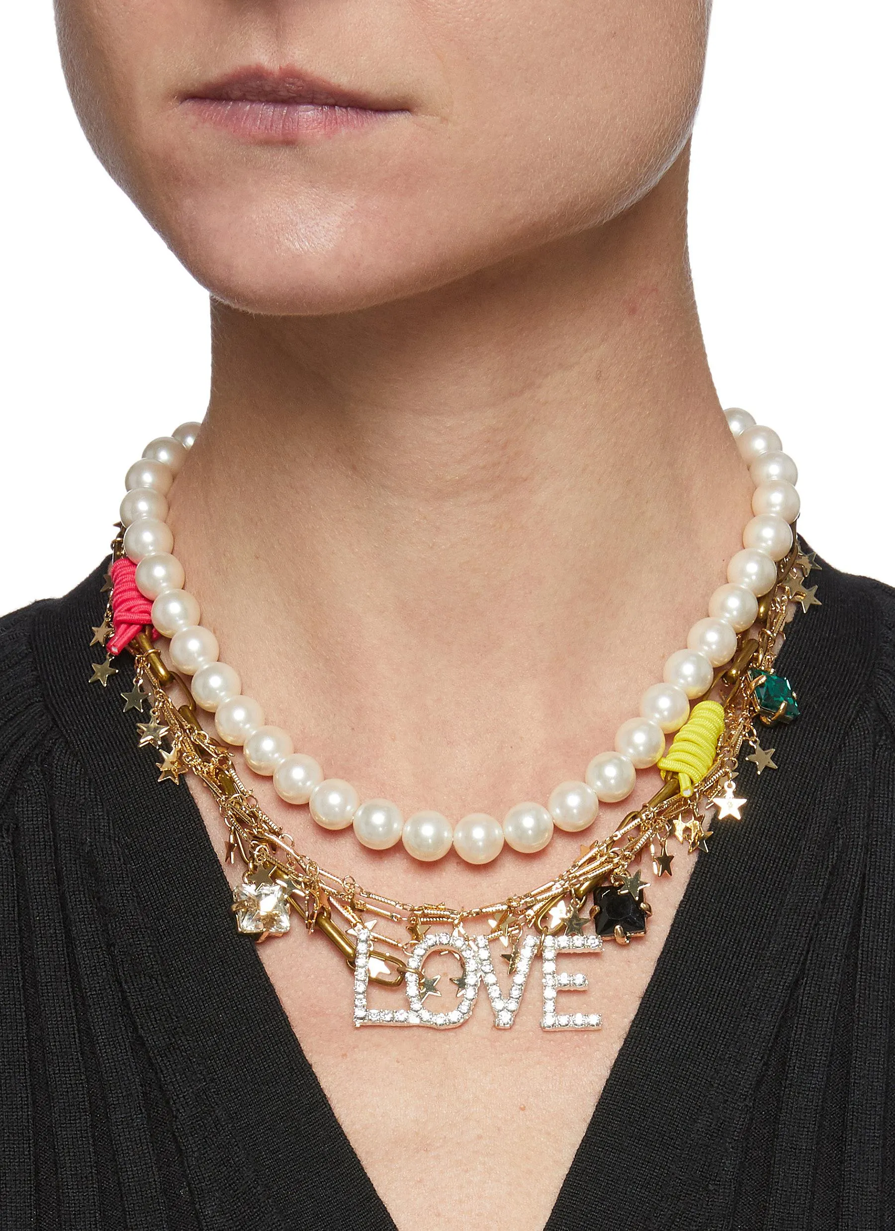 PEARL CHAIN LAYERED LOVE NECKLACE
