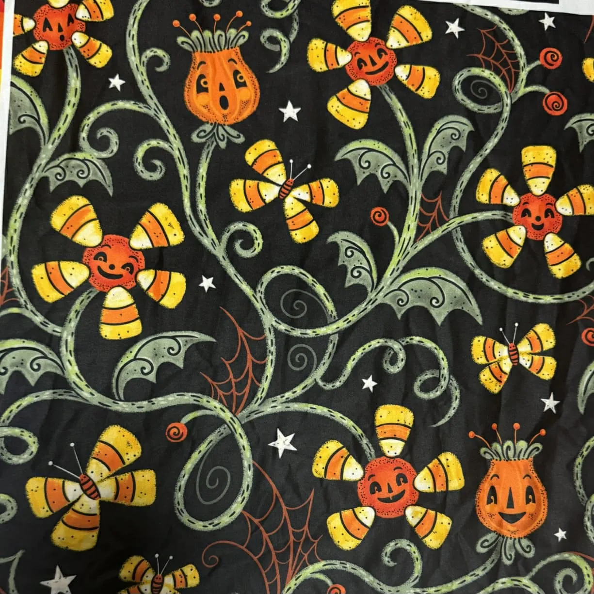 Pre-Order: Spooky Sweet Garden (Johanna Parker Exclusive) - High-quality Handcrafted Vibrant Leggings